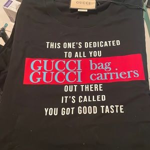 Gucci T OVERSIZED T shirt XS fits a Large